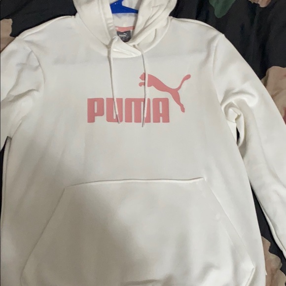 white puma sweatshirt